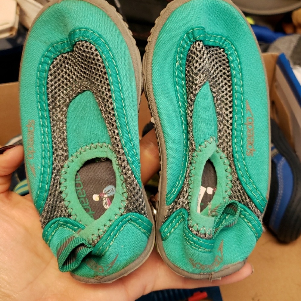 Speedo water shoes